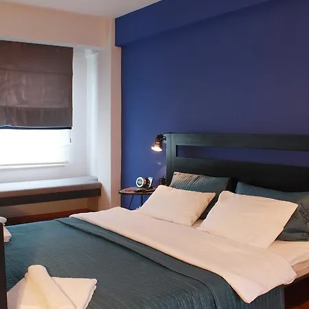 212 Aparthotel