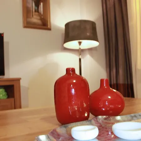 212 Ξενοδοχείο με διαμερίσματα