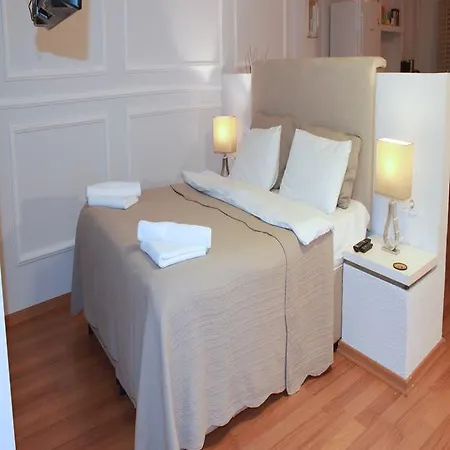 212 Κωνσταντινούπολη