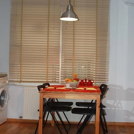212 Aparthotel Istanboel
