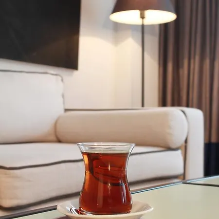 Ξενοδοχείο με διαμερίσματα 212