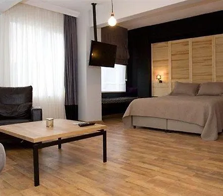 Ξενοδοχείο με διαμερίσματα 212