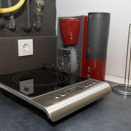 公寓式酒店 212 4*